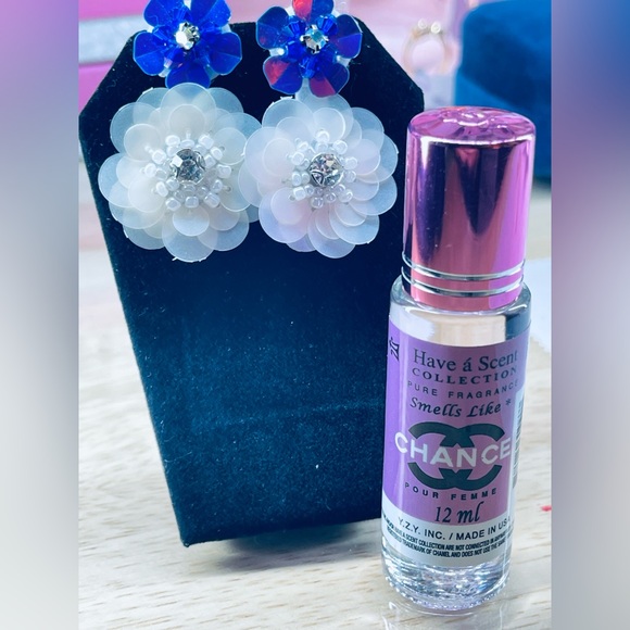 Purple Perfume and Floral Earrings Set - Picture 1 of 3